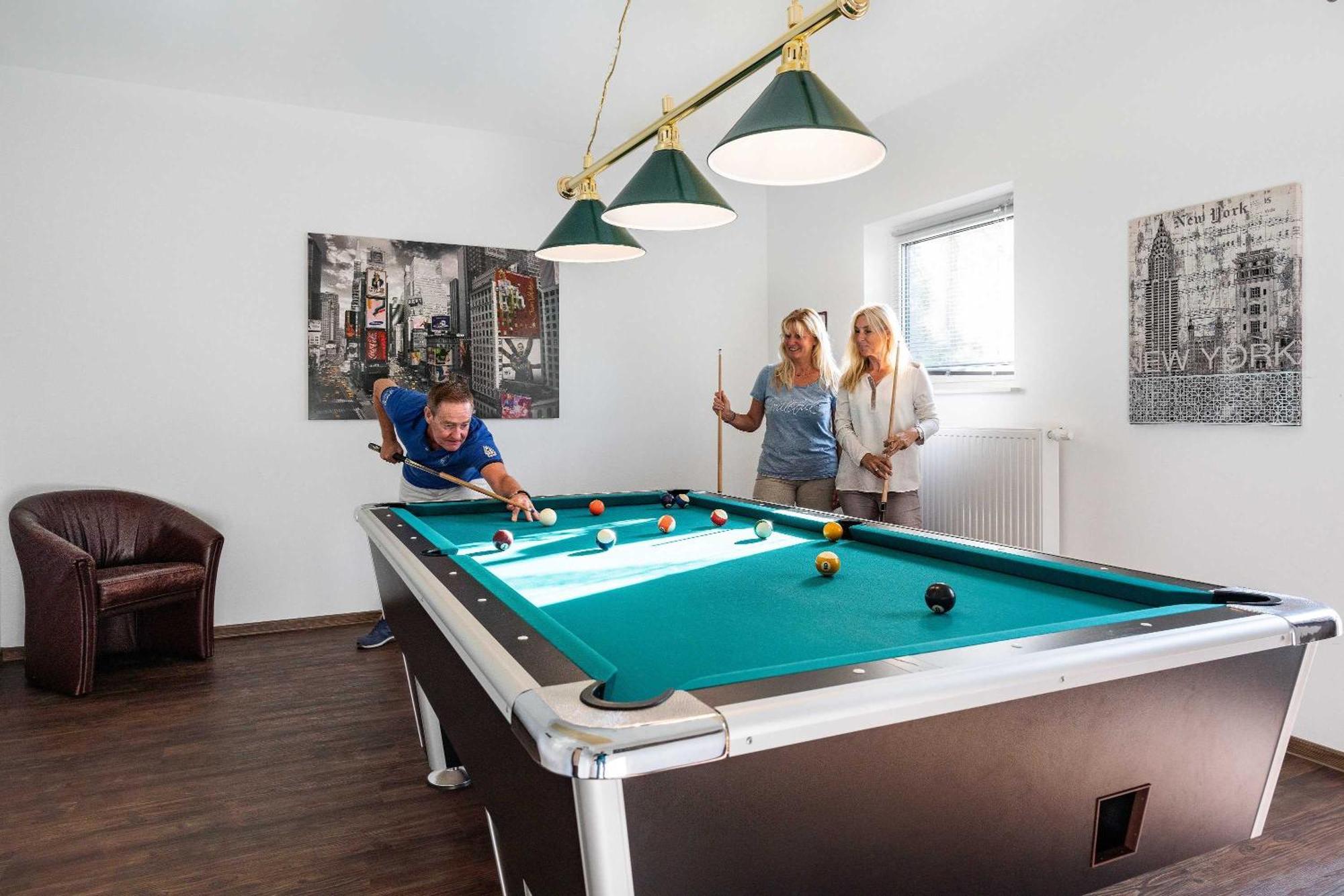 Appartement "Diamant" Mit Penthouseflair - Oase Am Haff Garz  Phòng bức ảnh
